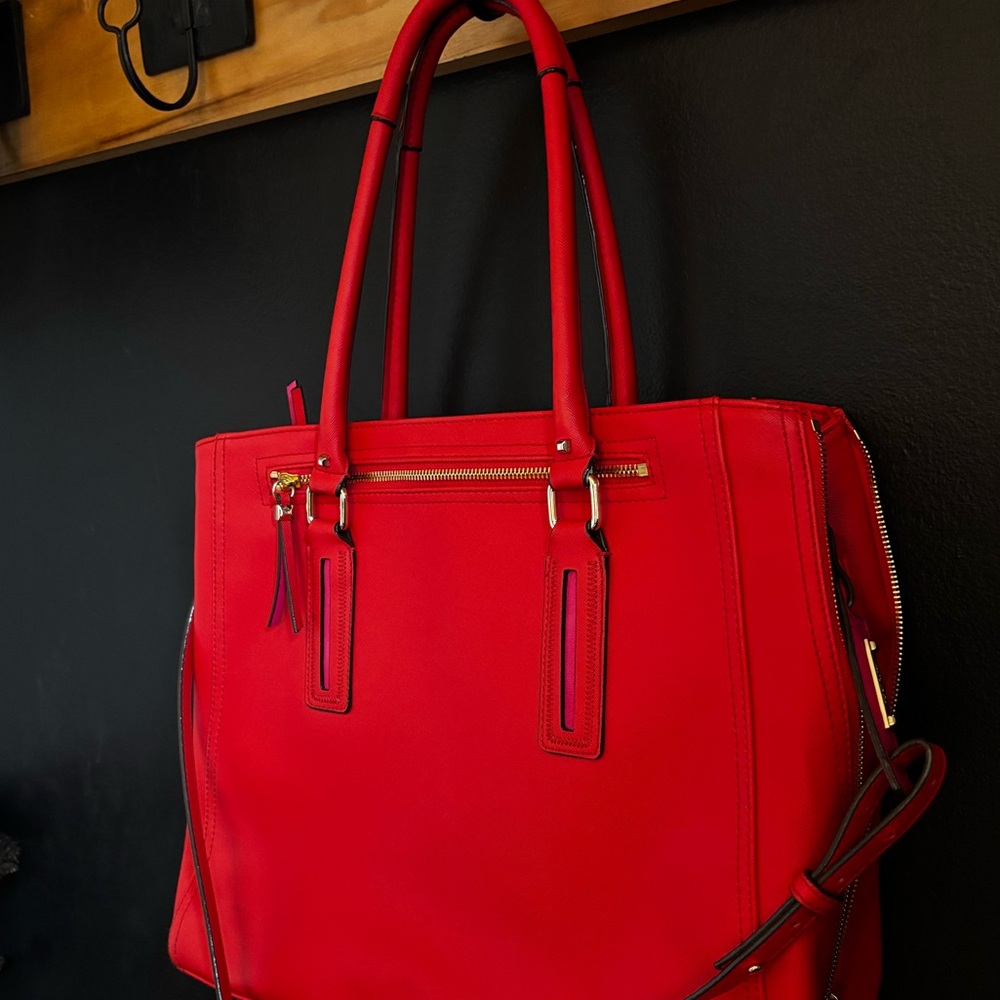 Stella & Dot Orange Tote